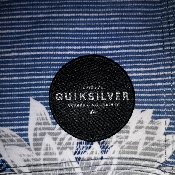Quiksilver Boardshorts 32 NWOT - Picture 16 of 16